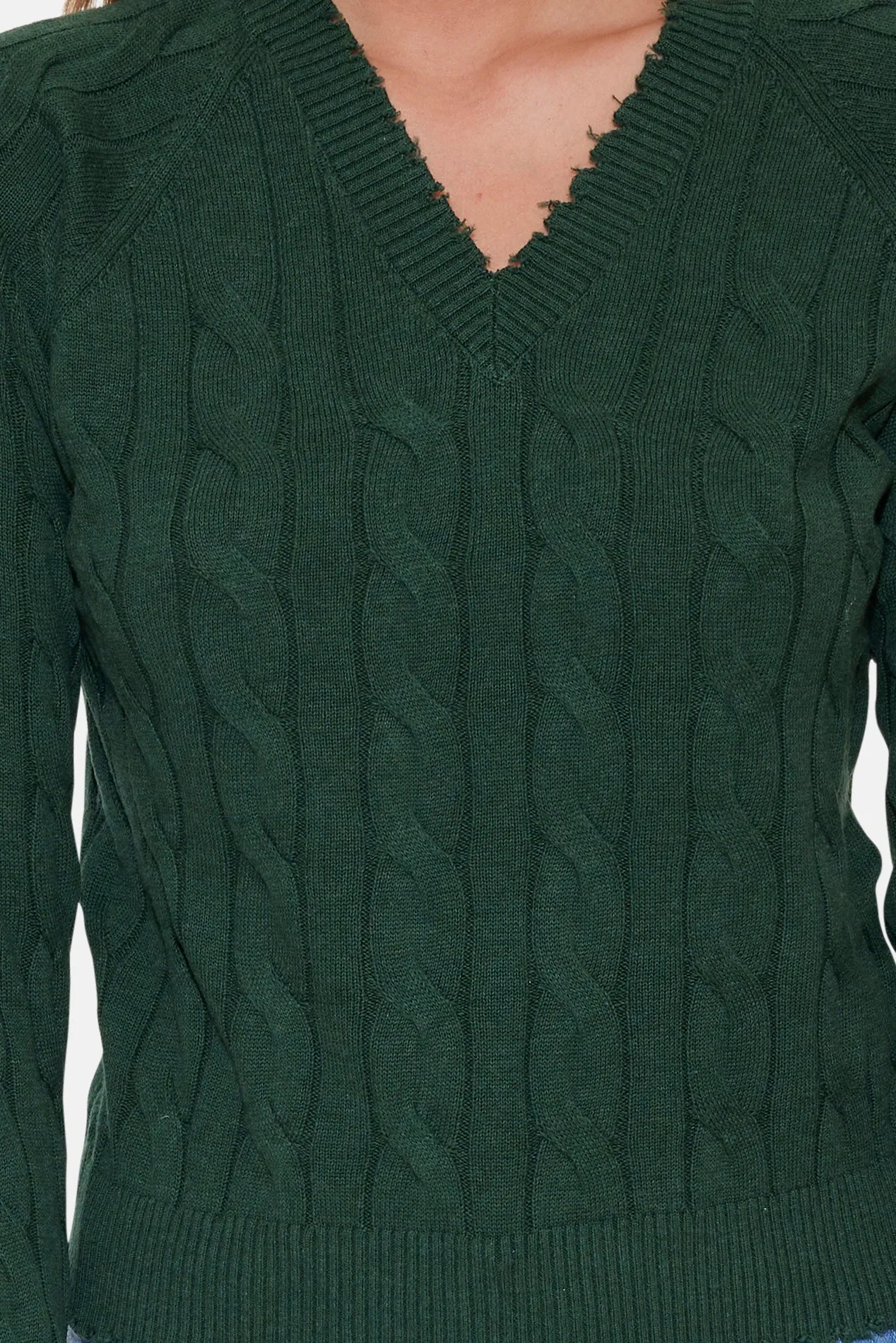 Amber Cable V Neck Sweater Pine