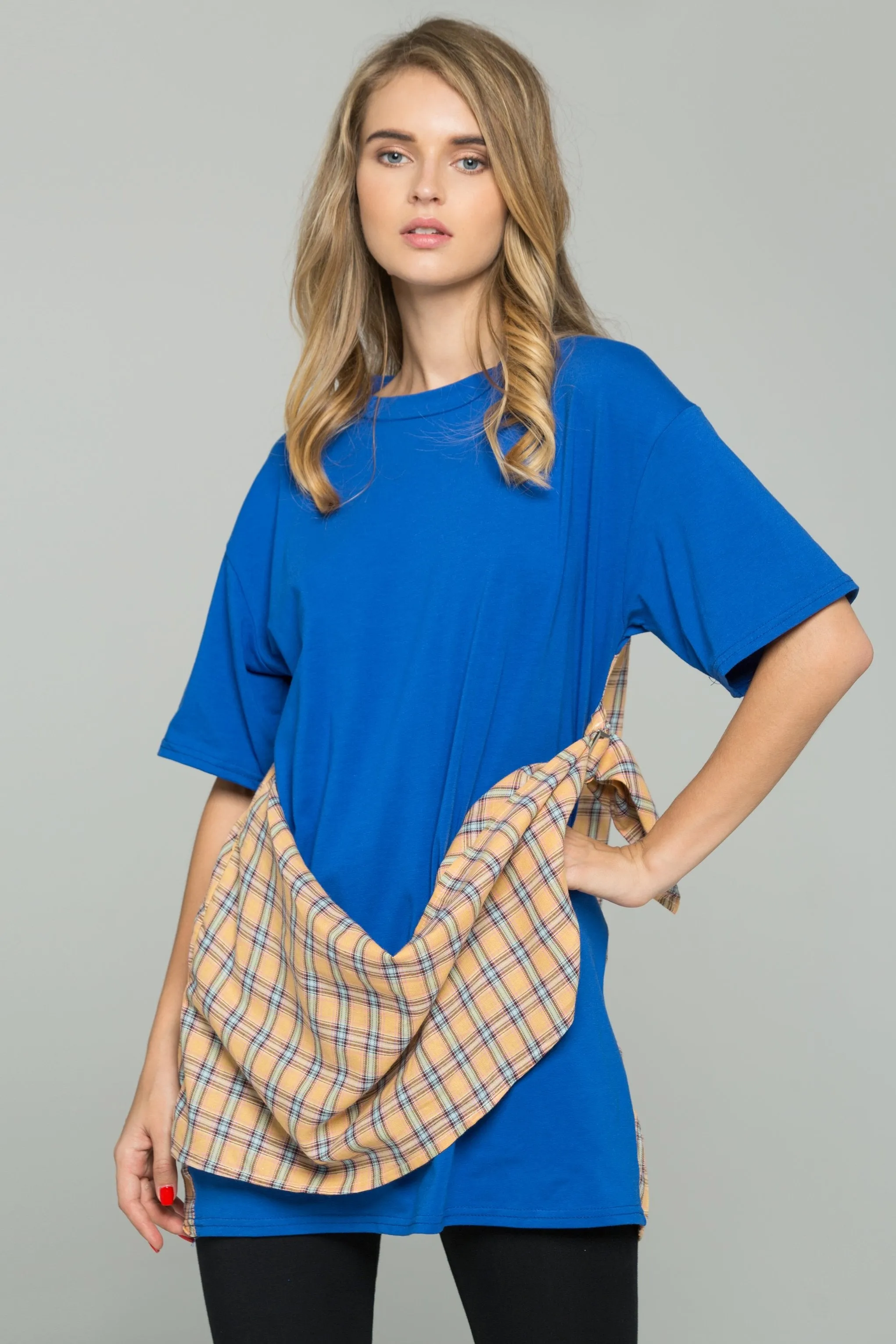 Blue Wide Shoulder Wrap-Around Plaid Scarf  T-Shirt