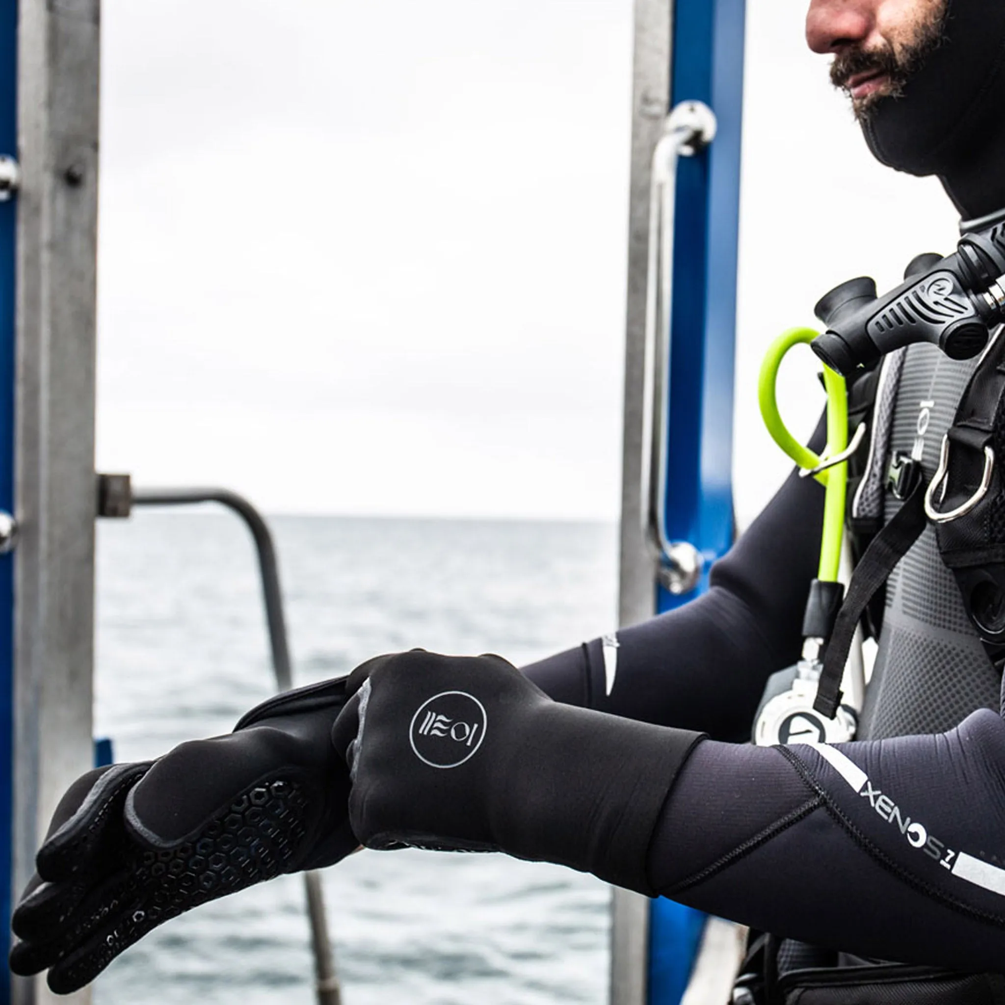 Fourth Element 3mm Neoprene Dive Gloves