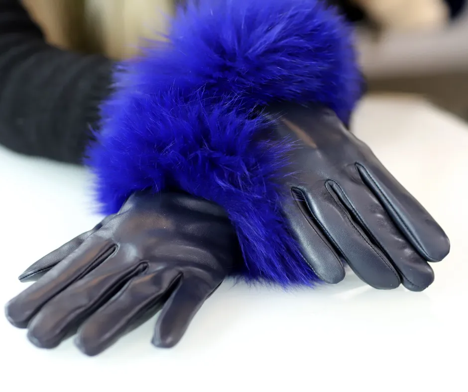 Leather Gloves with Fox Trim