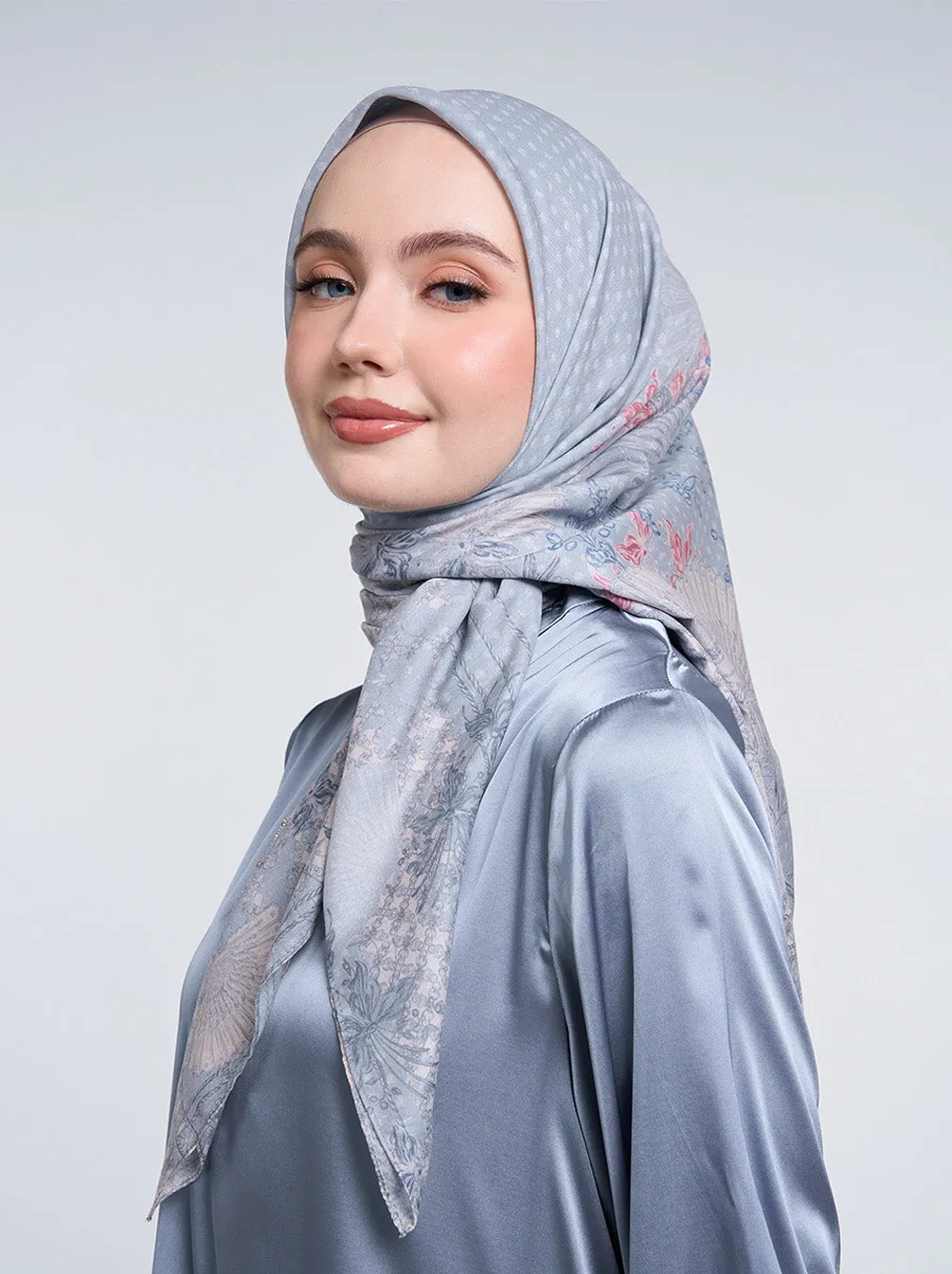 NUANSA SIGNATURE SCARF SKYWAY